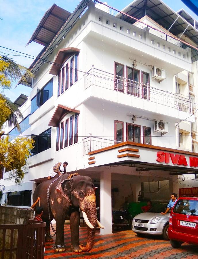 Shiva Inn Guruvāyūr エクステリア 写真